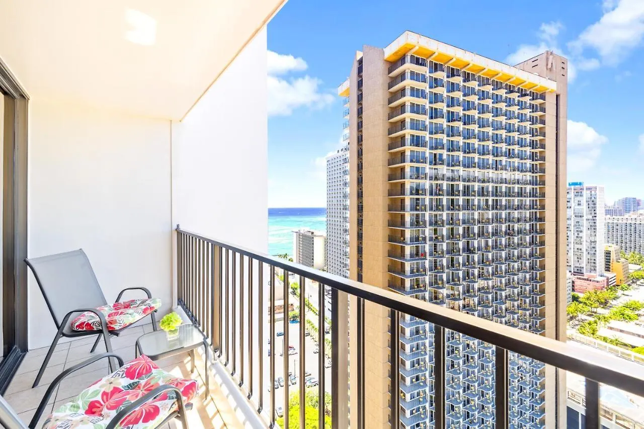 Cozy 1Br Ocean View Condo, Near Beach With Parking Honolulu