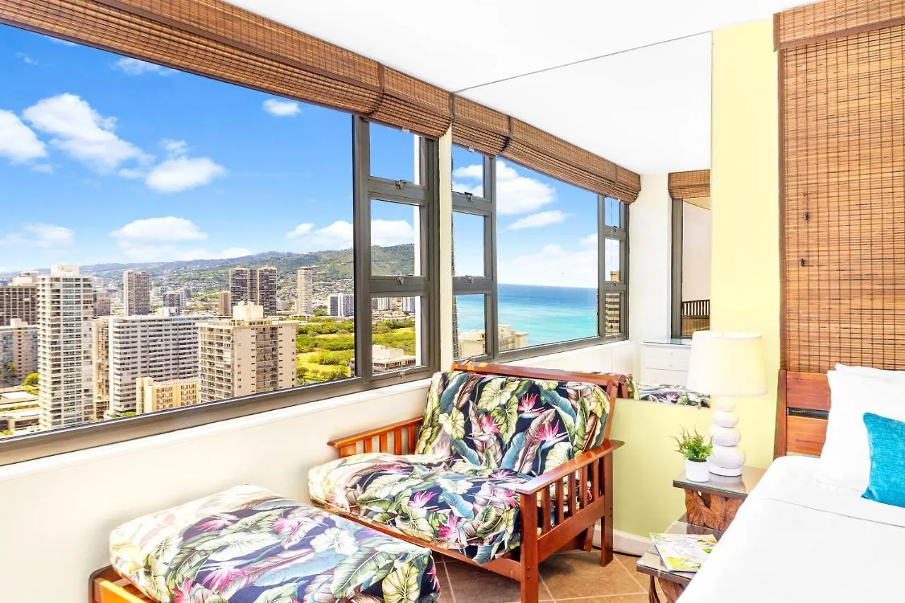 Апартаменты Cozy 1Br Ocean View Condo, Near Beach With Parking Гонолулу