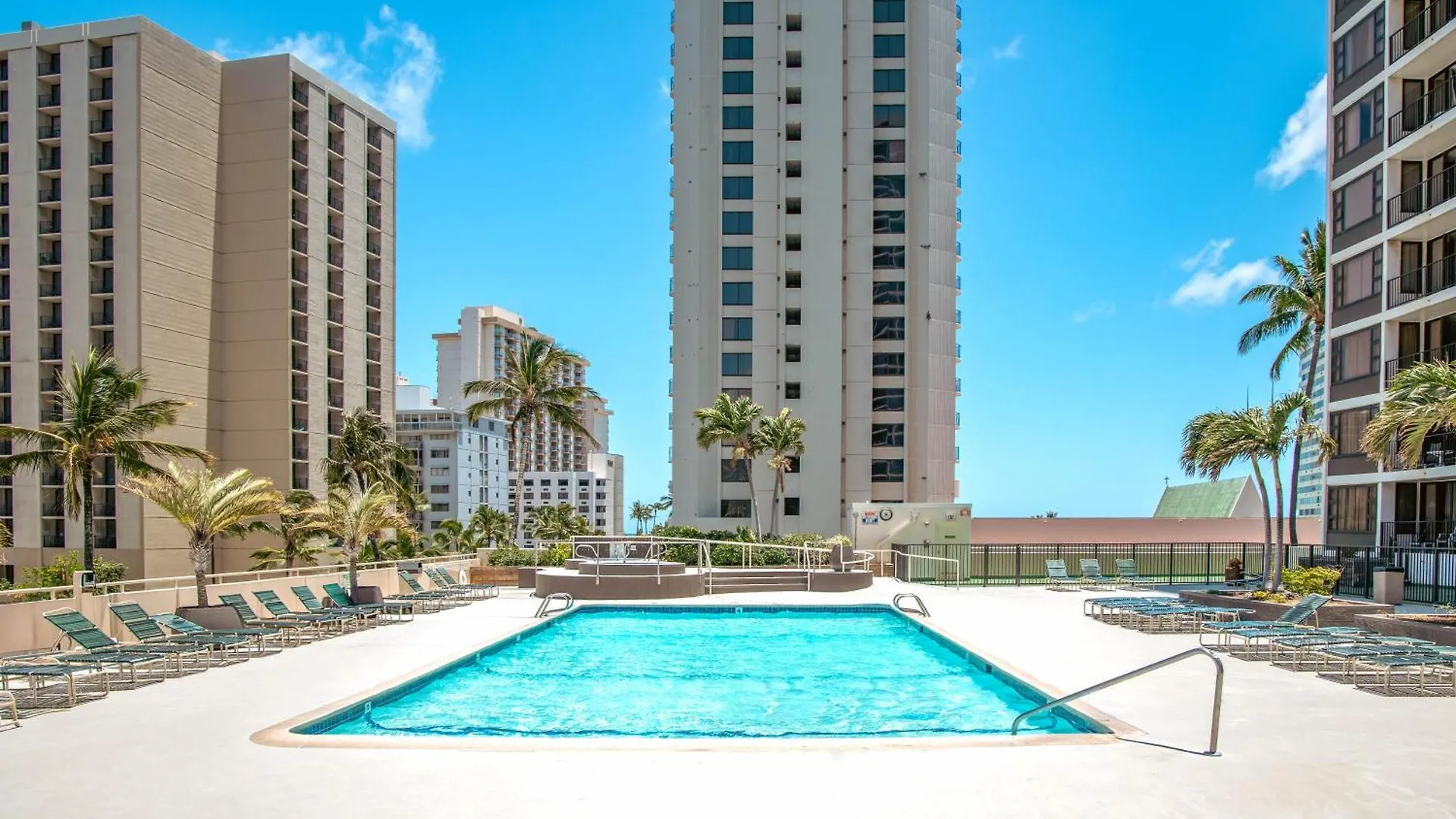 Cozy 1Br Ocean View Condo, Near Beach With Parking Гонолулу